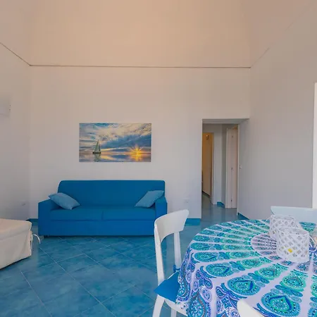Daire Marine Rivedelsalento, Casa Vista Mare A Castro
