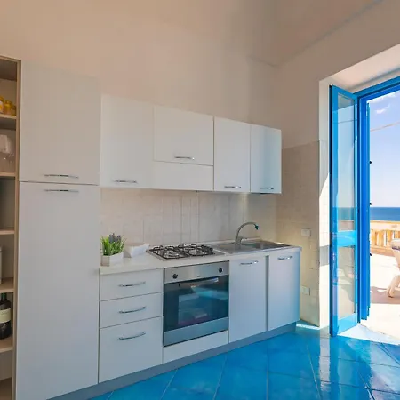 Daire Marine Rivedelsalento, Casa Vista Mare A Castro Castro (Lecce)